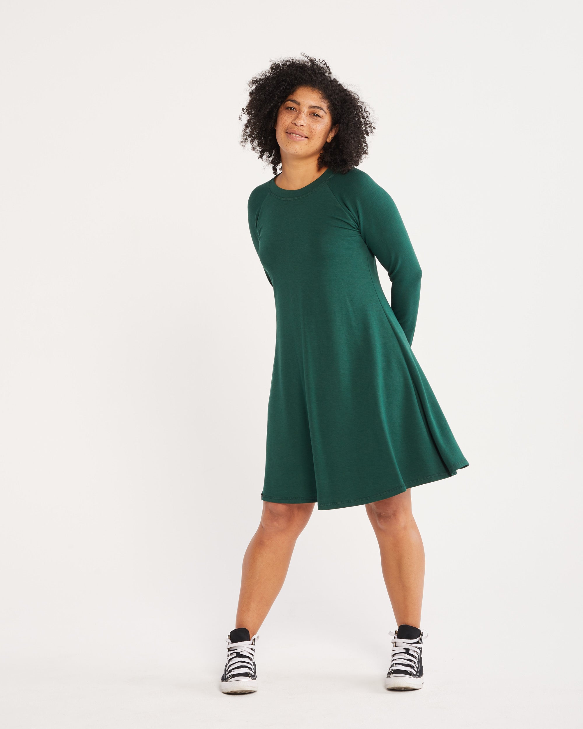 Gestion couture MTL | Service complet de dessin de patrons; développement de patronage, numérisation, gradation, placement, coupe et confection d’échantillons, formation et consultation destinés aux professionnels et entreprises. Gradation patronage