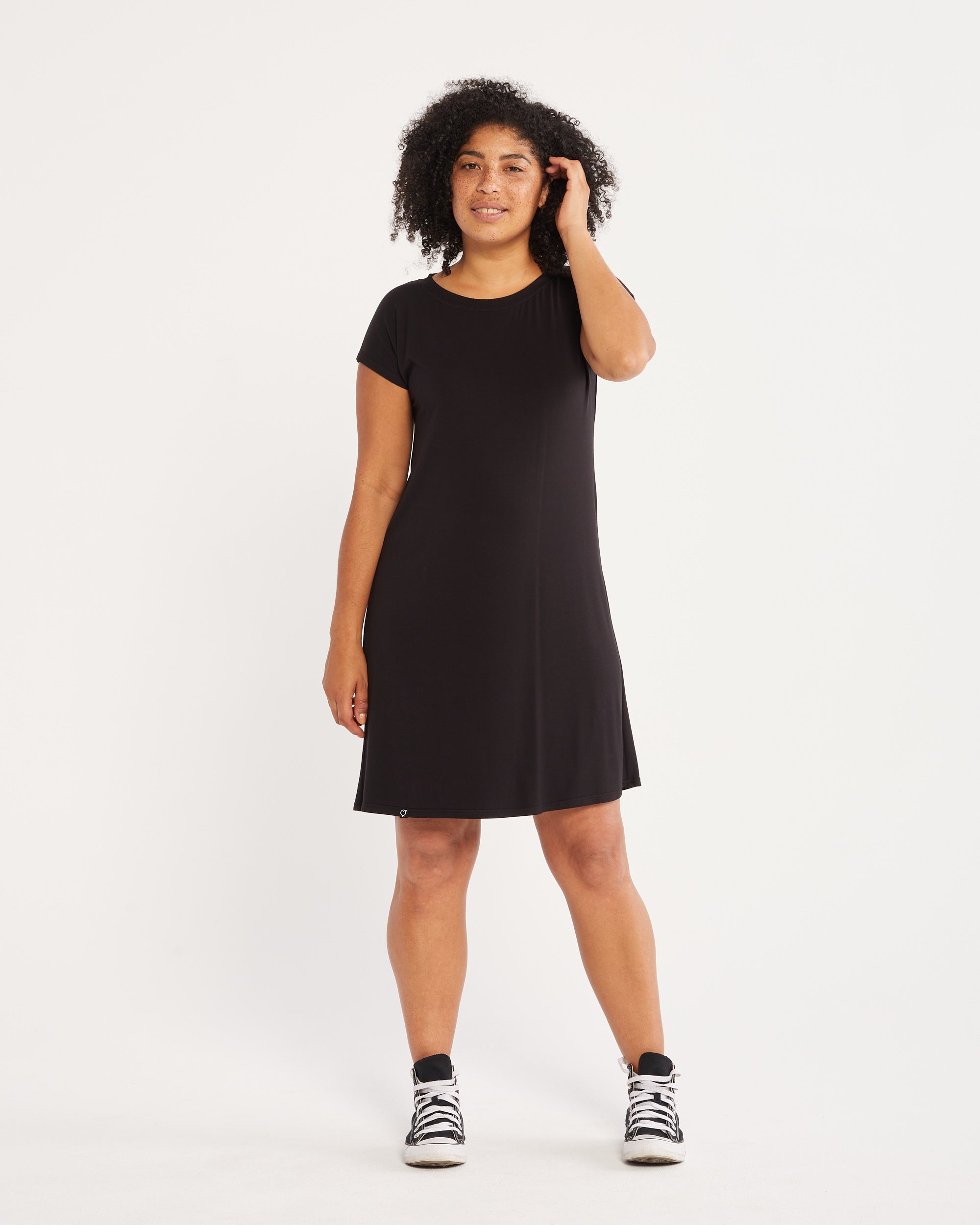 Gestion couture MTL | Service complet de dessin de patrons; développement de patronage, numérisation, gradation, placement, coupe et confection d’échantillons, formation et consultation destinés aux professionnels et entreprises. Gradation patronage