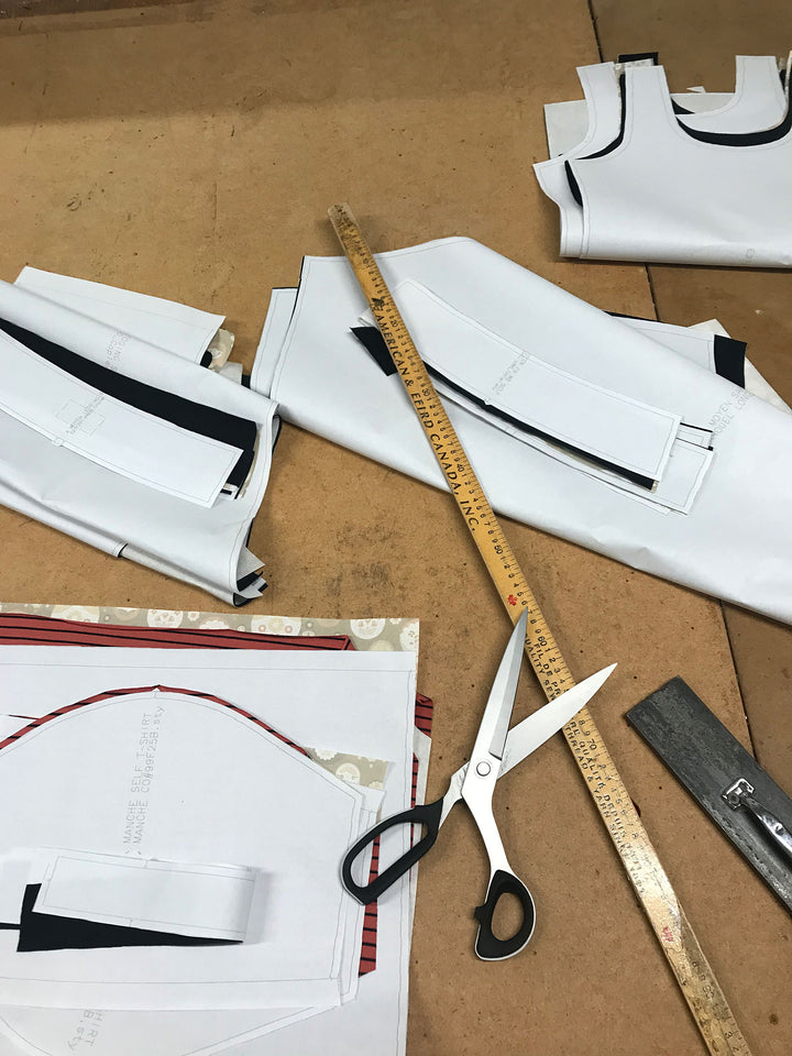 Gestion Couture MTL | Service complet de dessin de patrons; Développement de patrons, numérisation, gradation, placement, coupe et confection d’échantillons, formation et consultation.