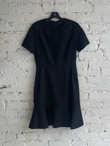 Robe Dana