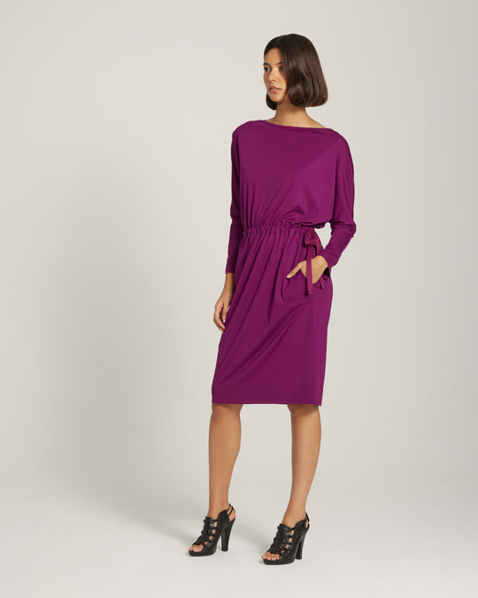 Éditions de Robes | Développé par Gestion Couture MTL. Service complet de dessin de patrons; Développement de patrons, numérisation, gradation, placement, coupe et confection d’échantillons, formation et consultation.